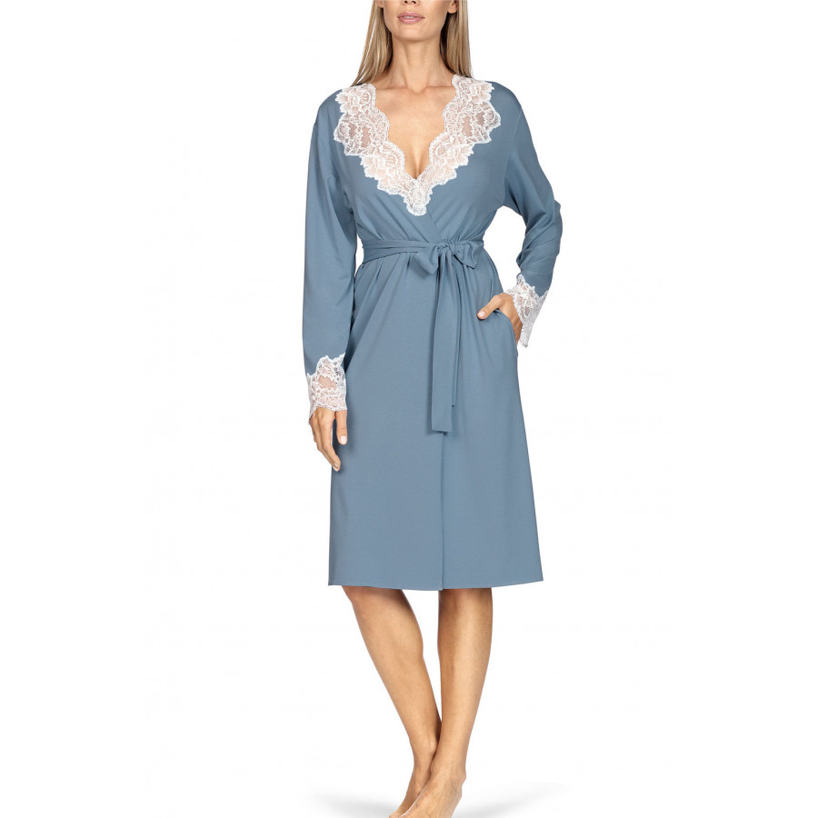 Knee-length robe with lace-trimmed neckline and cuffs. Coemi-lingerie