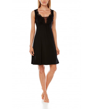Sleeveless nightdress/lounge robe with lace and criss-cross straps at the back