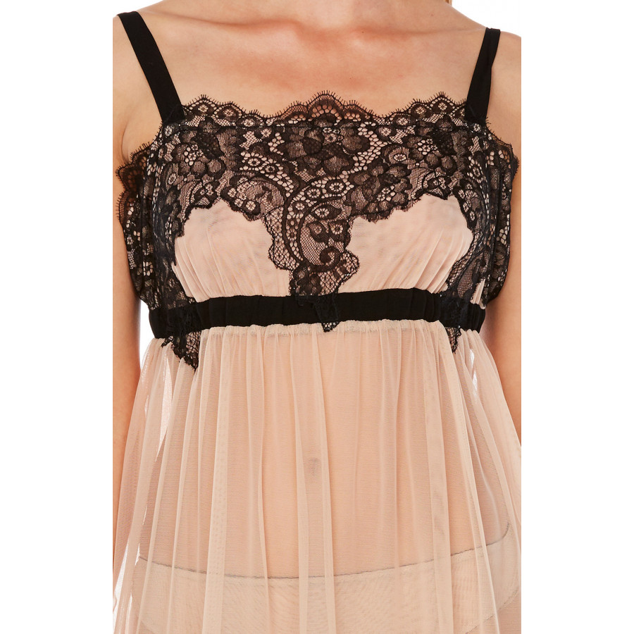 Negligee in skin-coloured tulle and black lace. Tanga knickers included- Coemi-Lingerie