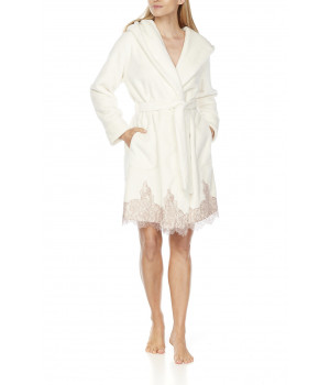 Short, fleece dressing gown with wide hood, shawl collar and lace at the hem
