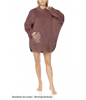 Fleece poncho with short batwing sleeves and round neck