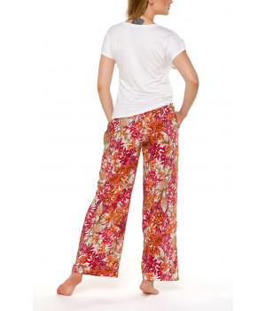 Loose-fitting pyjama bottoms/loungewear joggers with a floral motif in a shade of red - Coemi-lingerie