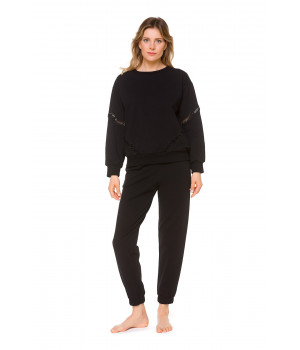 Comfortable, black, loose-fitting, long-sleeve cotton sweatshirt with embroidery  - Coemi-loungewear