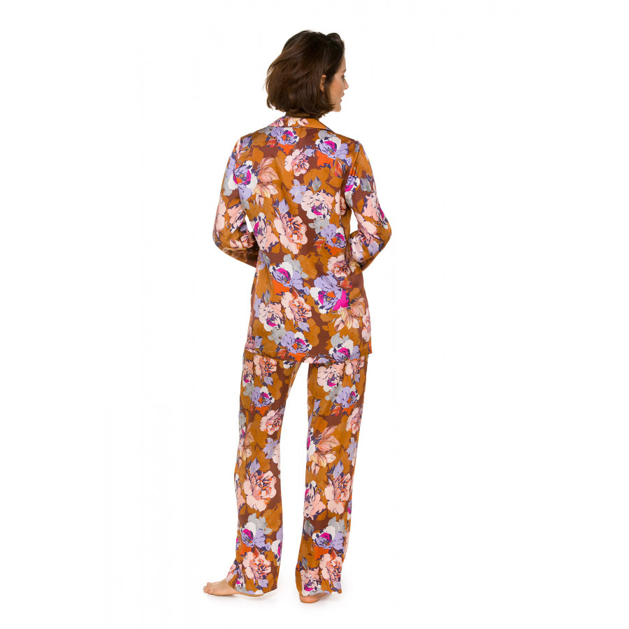 Ensemble pyjama en viscose soyeux motifs fleurs éclatantes sur fond ocre - Coemi-lingerie