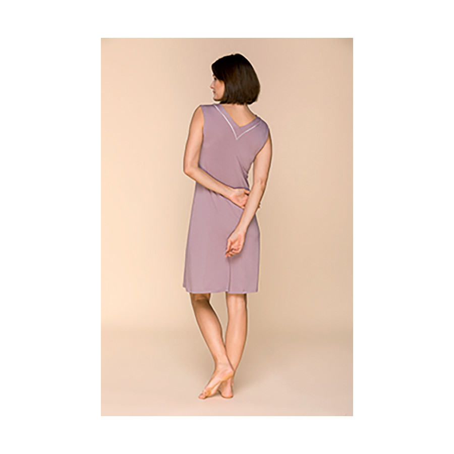 Kleidsames, anliegendes ärmelloses Nachthemd mit V-Ausschnitt und Paspel - Coemi-lingerie