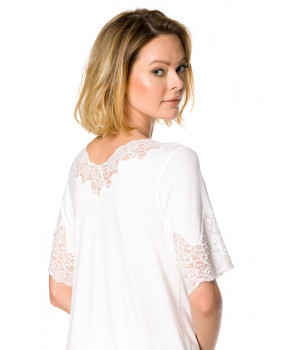 Micromodal pyjamas with a round neck and short sleeves trimmed with lace - Coemi-lingerie
