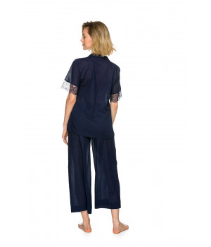 Cotton pyjamas/loungewear outfit, short-sleeve shirt-style top and loose-fitting, three-quarter length bottoms - Coemi-lingerie
