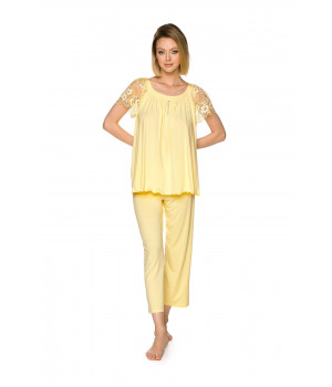 Micromodal pyjamas in a soft shade of yellow, blouse-style top with short sleeves made of lace