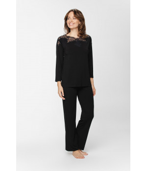 Micromodal and lace pyjamas, top with three-quarter-length sleeves and straight-cut, flowing bottoms