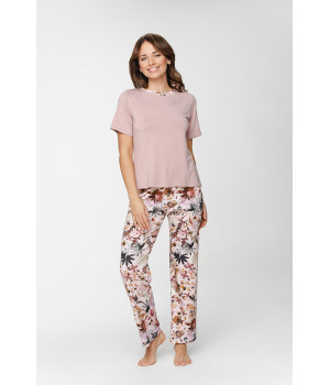 Pyjamas made up of a short-sleeve T-shirt with a round neck and bottoms with a leaf motif