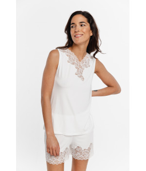 Micromodal nightwear outfit with lace at the neckline and on the back, vest-top and loose-fitting shorts