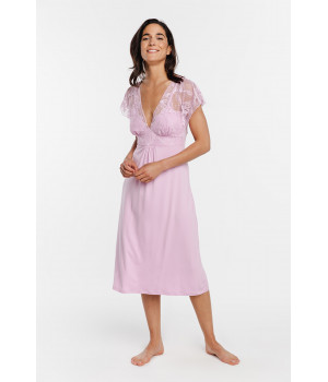 Micromodal nightdress with lace on the short sleeves, V-neckline and back